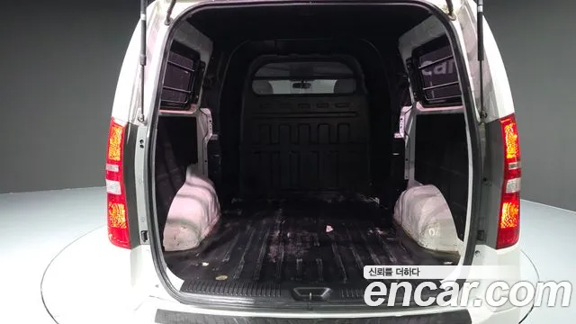 Hyundai Starex 2016 thumb 2
