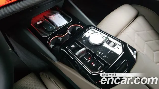 BMW 5 серии 2025 thumb 11