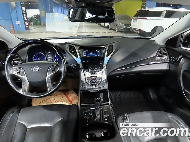 Hyundai Grandeur 2013 thumb 5