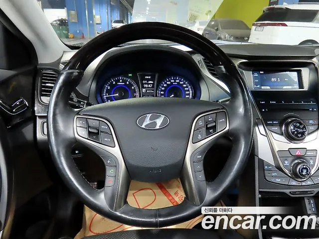 Hyundai Grandeur 2013 thumb 6
