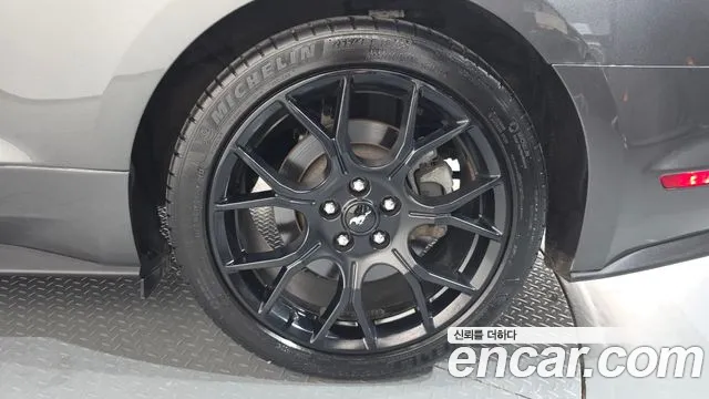 Ford Mustang Mach-E 2018 thumb 10
