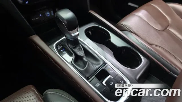 Hyundai Santa Fe 2019 thumb 12