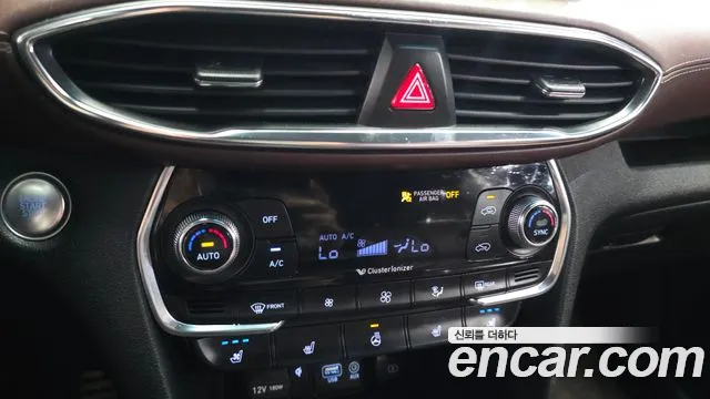 Hyundai Santa Fe 2019 thumb 4