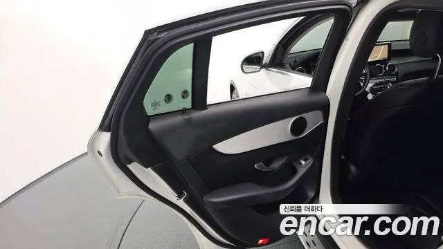 Mercedes-Benz GLC 2018 thumb 4