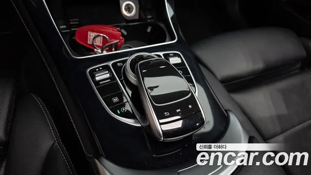 Mercedes-Benz GLC 2018 thumb 6