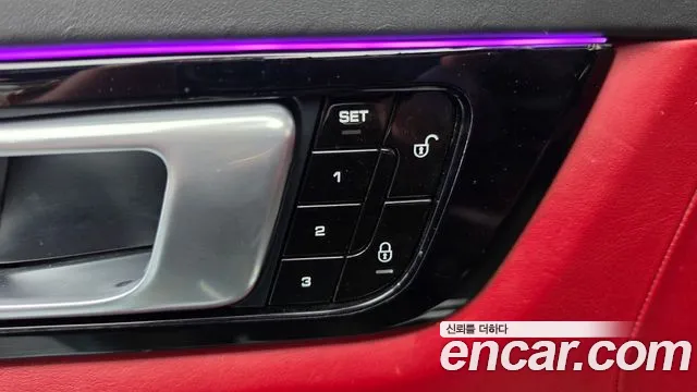 Porsche Cayenne 2019 thumb 6