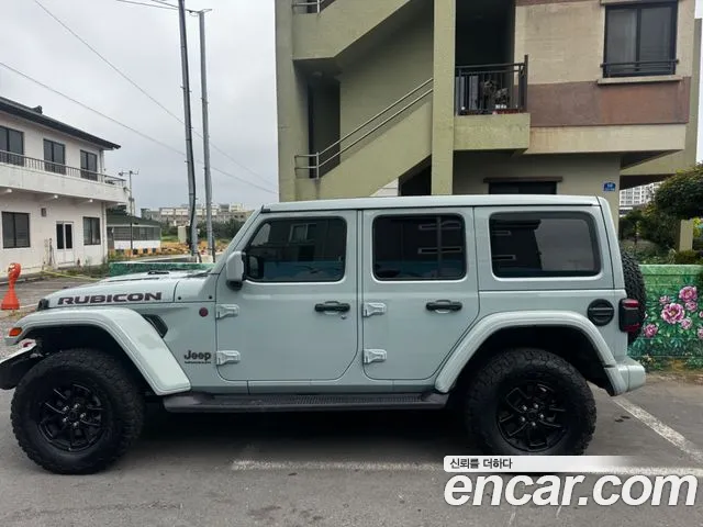 Jeep Wrangler 2024 thumb 3