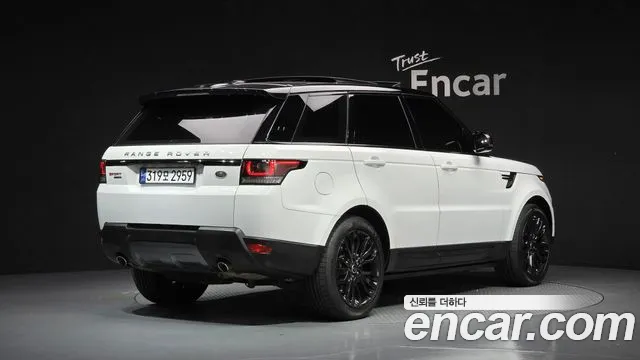 Land Rover Range Rover Sport 2015 thumb 3