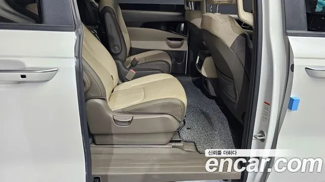Kia Carnival 2020 thumb 8