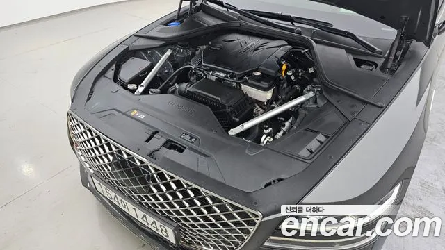 Genesis G80 2022 thumb 10