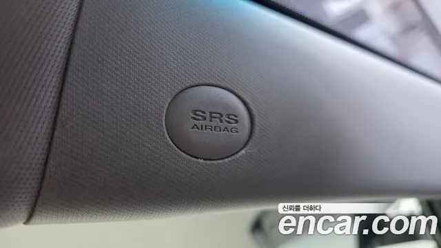 KG_Mobility_Ssangyong TIBOLI 2016 thumb 6