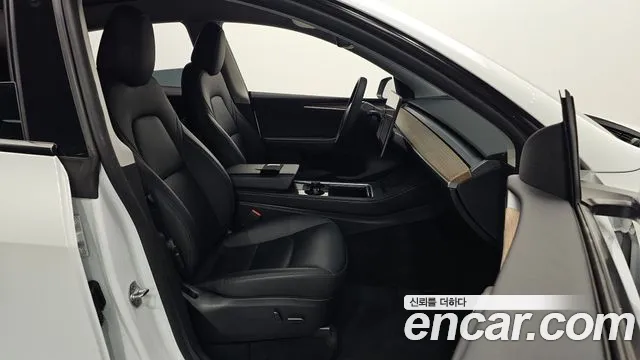 Tesla Model Y 2023 thumb 7