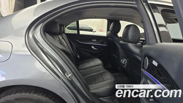 Mercedes-Benz E-Класс 2020 thumb 8