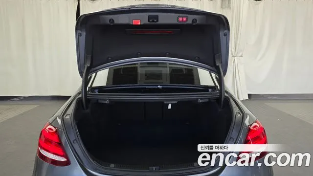 Mercedes-Benz E-Класс 2020 thumb 6