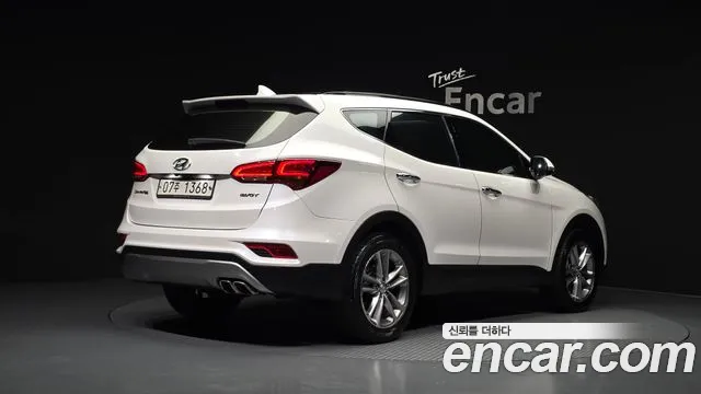 Hyundai Santa Fe 2016 thumb 8