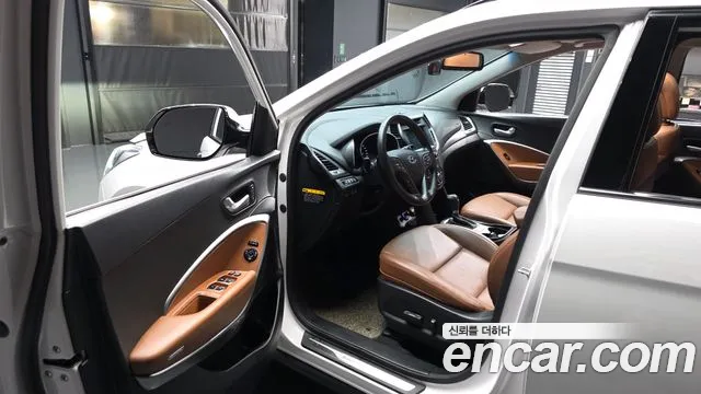 Hyundai Santa Fe 2016 thumb 7