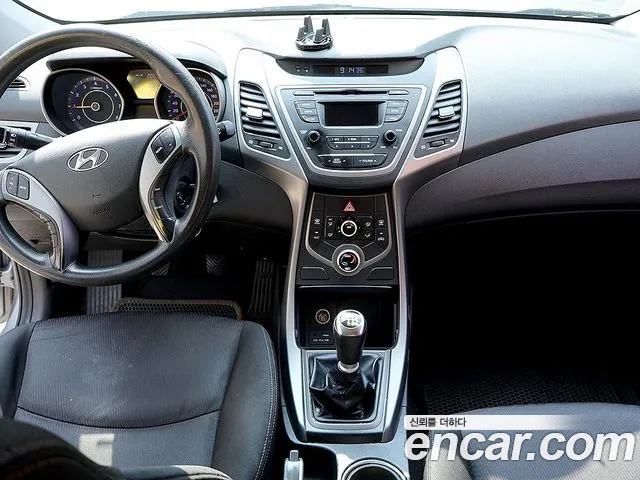 Hyundai Avante 2015 thumb 9