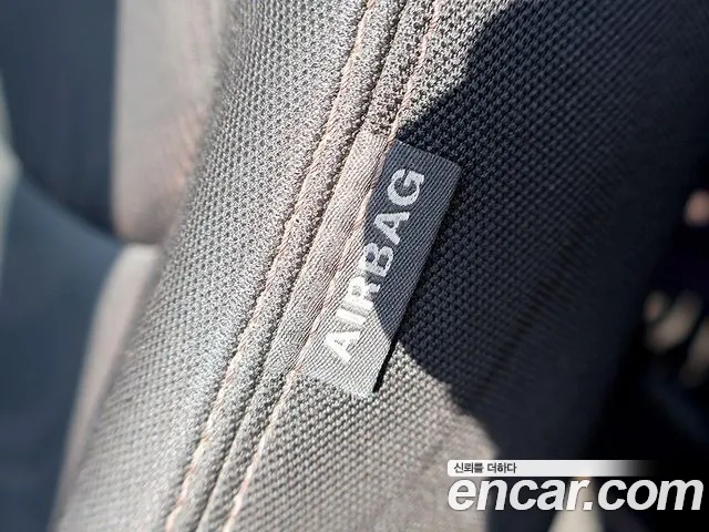 Hyundai Avante 2015 thumb 8
