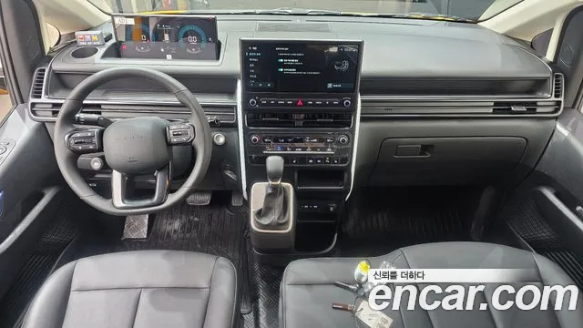 Hyundai Staria 2026 thumb 12