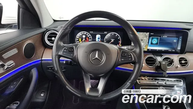 Mercedes-Benz E-Класс 2016 thumb 3