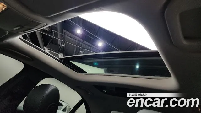 Mercedes-Benz E-Класс 2016 thumb 10