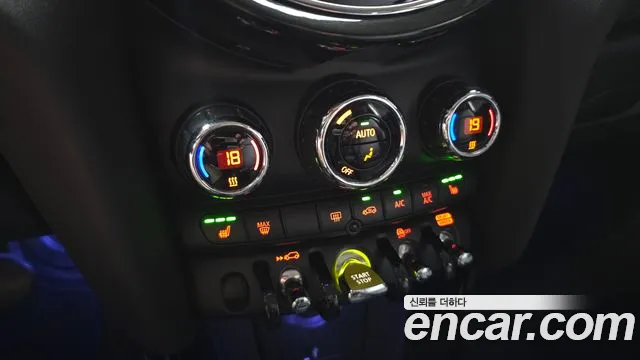 Mini Hatch 2022 thumb 7