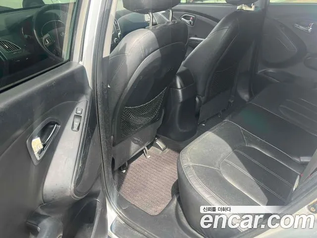 Hyundai Tucson 2010 thumb 6