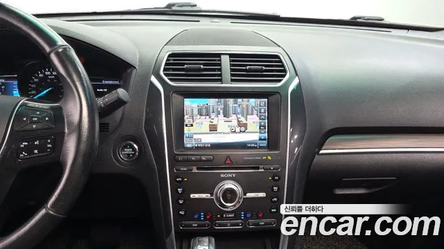 Ford Explorer 2016 thumb 10