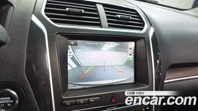 Ford Explorer 2016 thumb 6