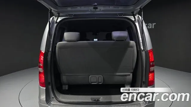 Hyundai Starex 2019 thumb 8