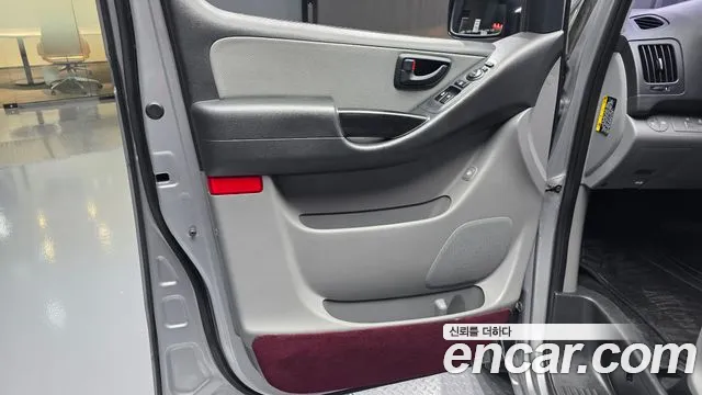 Hyundai Starex 2019 thumb 11