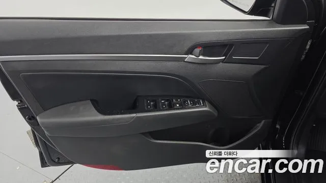 Hyundai Avante 2020 thumb 8