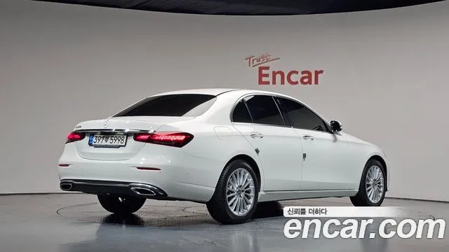Mercedes-Benz E-Класс 2020 thumb 8