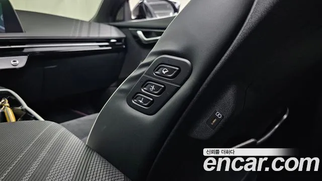 Kia EV6 2021 thumb 3