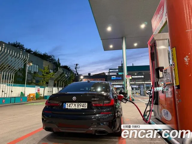 BMW 3 серии 2019 thumb 2