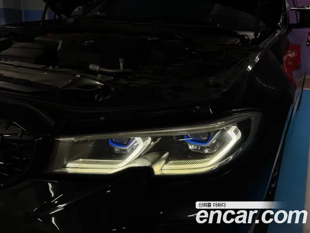 BMW 3 серии 2019 thumb 5