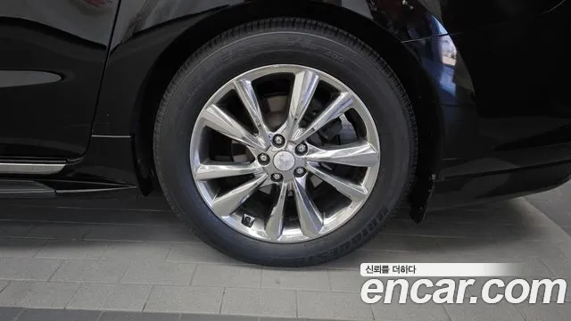 Kia Carnival 2019 thumb 3