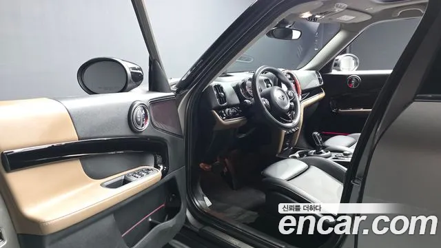 Mini Countryman 2020 thumb 4