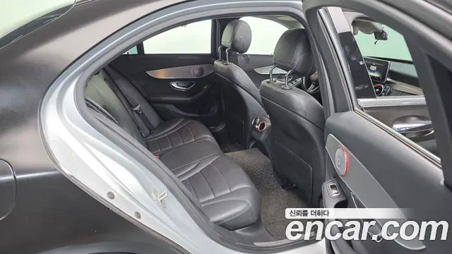 Mercedes-Benz C-Класс 2016 thumb 7