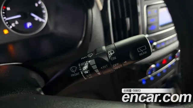 Hyundai Starex 2020 thumb 4