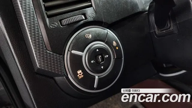 KG_Mobility_Ssangyong KORANDO 2015 thumb 2