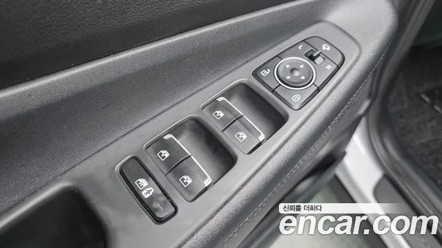 Hyundai Santa Fe 2021 thumb 6
