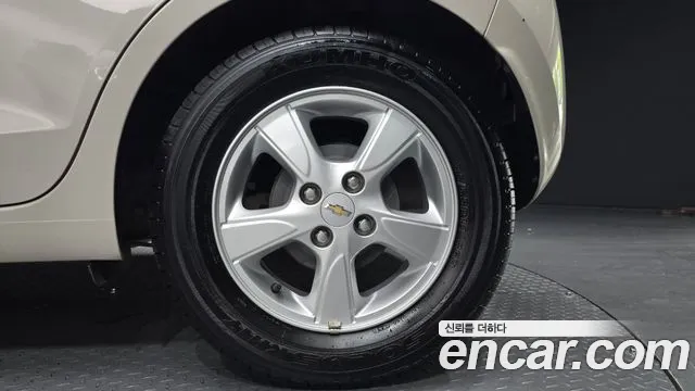 Chevrolet Spark 2019 thumb 8