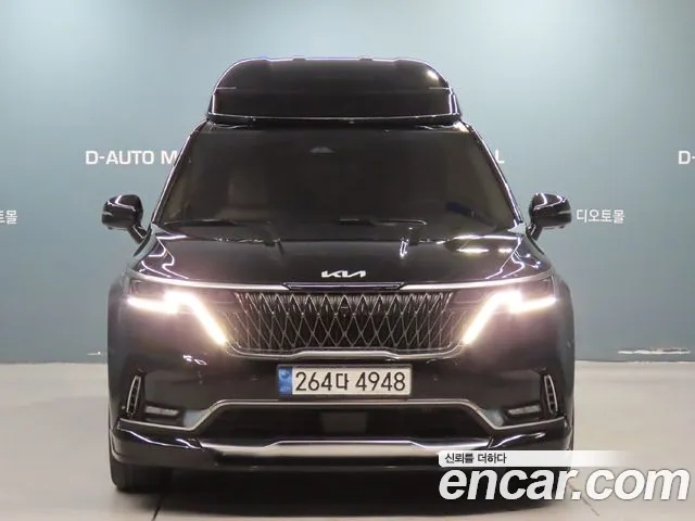 Kia Carnival 2023 thumb 3