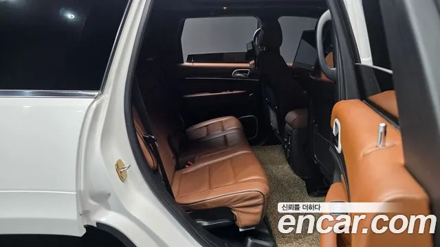 Jeep Cherokee 2020 thumb 9