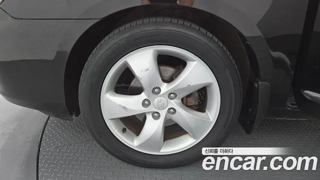 Kia Carens 2007 thumb 5