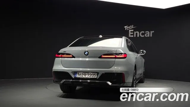 BMW 7 серии 2025 thumb 10