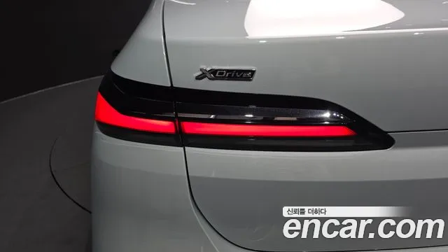 BMW 7 серии 2025 thumb 5