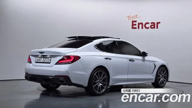 Genesis G70 2019 thumb 3