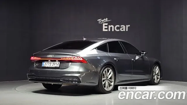 Audi A7 2022 thumb 4